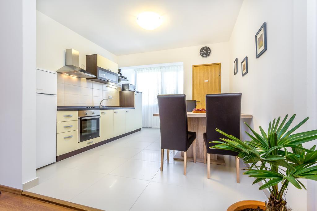 شقة Penthouse Castropola الغرفة الصورة