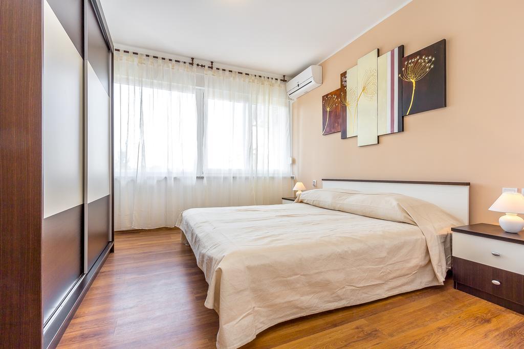شقة Penthouse Castropola الغرفة الصورة